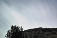 La nuit tombe sur Rémuzat et le Rocher du Caire