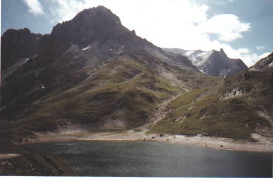 col_des_rochilles_4.jpg (23952 octets)