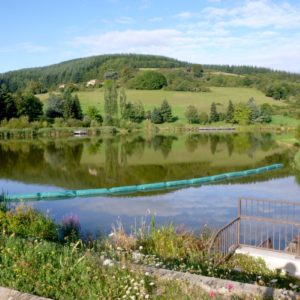 R1 Yzeron le lac du Ronzey ©Ph Chazottier