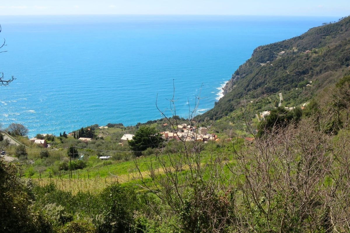 V1 Bracco Framura, la côte vers Framura (© Thierry Labour)